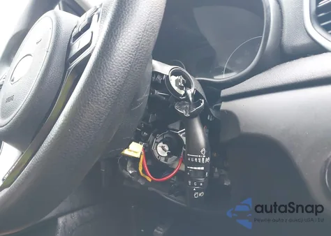 2019 Kia Sportage Lx z USA, uszkodzony, nr VIN KNDPM3AC7K7584761